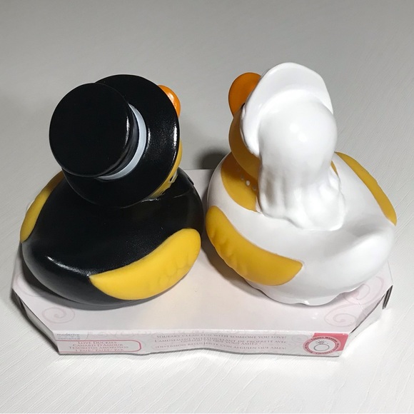 Wedding Cake Topper Rubber Duckies Bride and Groom New in Box - Picture 5 of 8